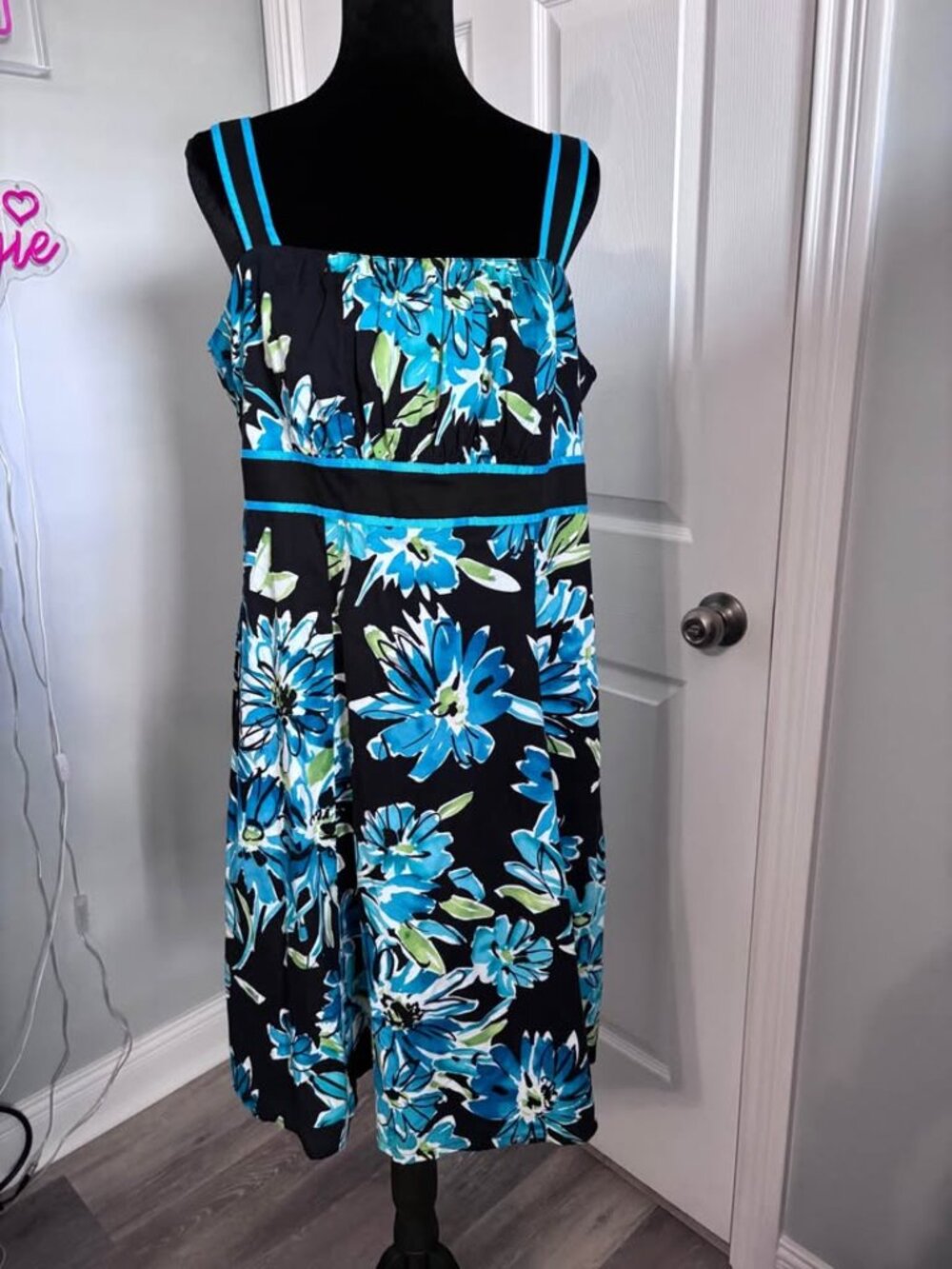 Adorable Floral Sleeveless Sundress by R&K size 16
